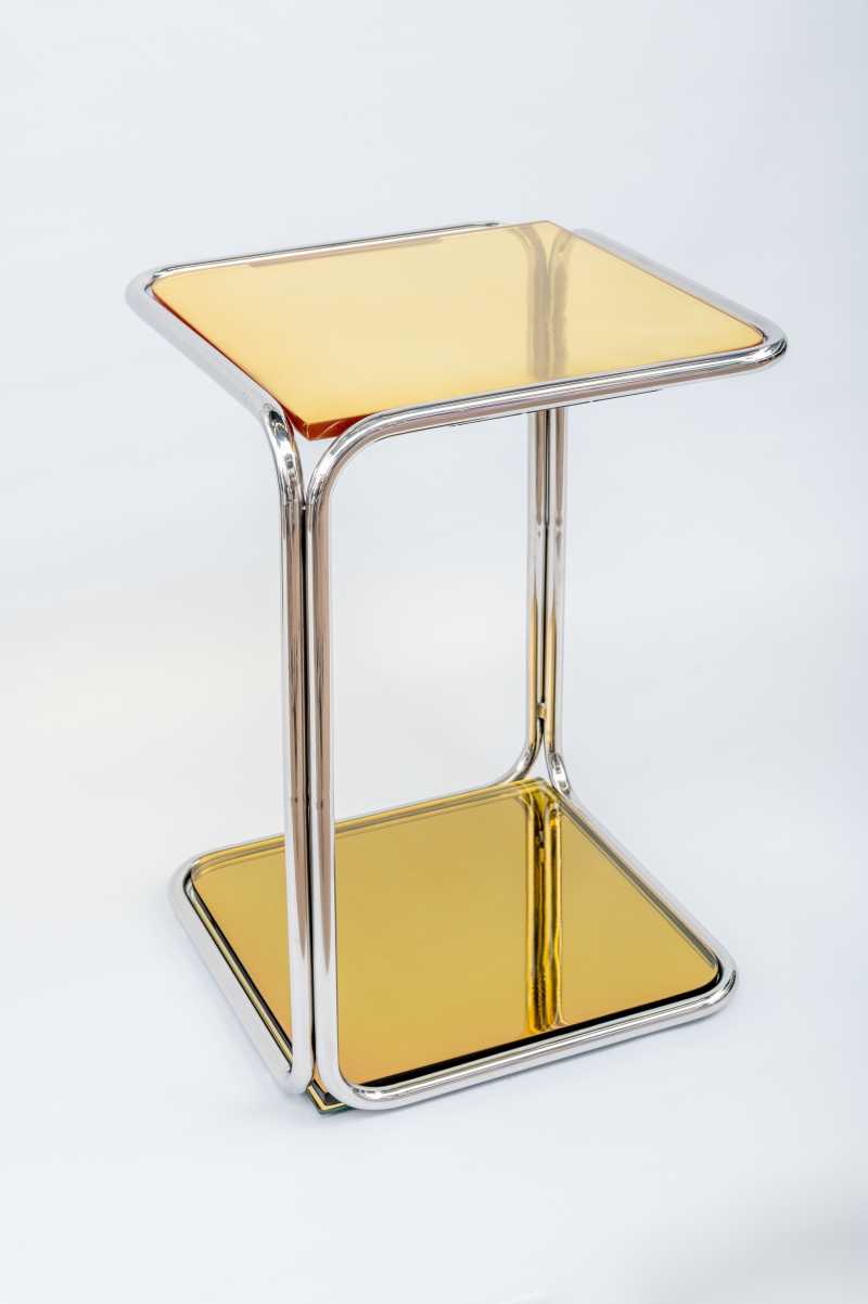 MESA QUADRADA TUBO ESPELHO RESINA 