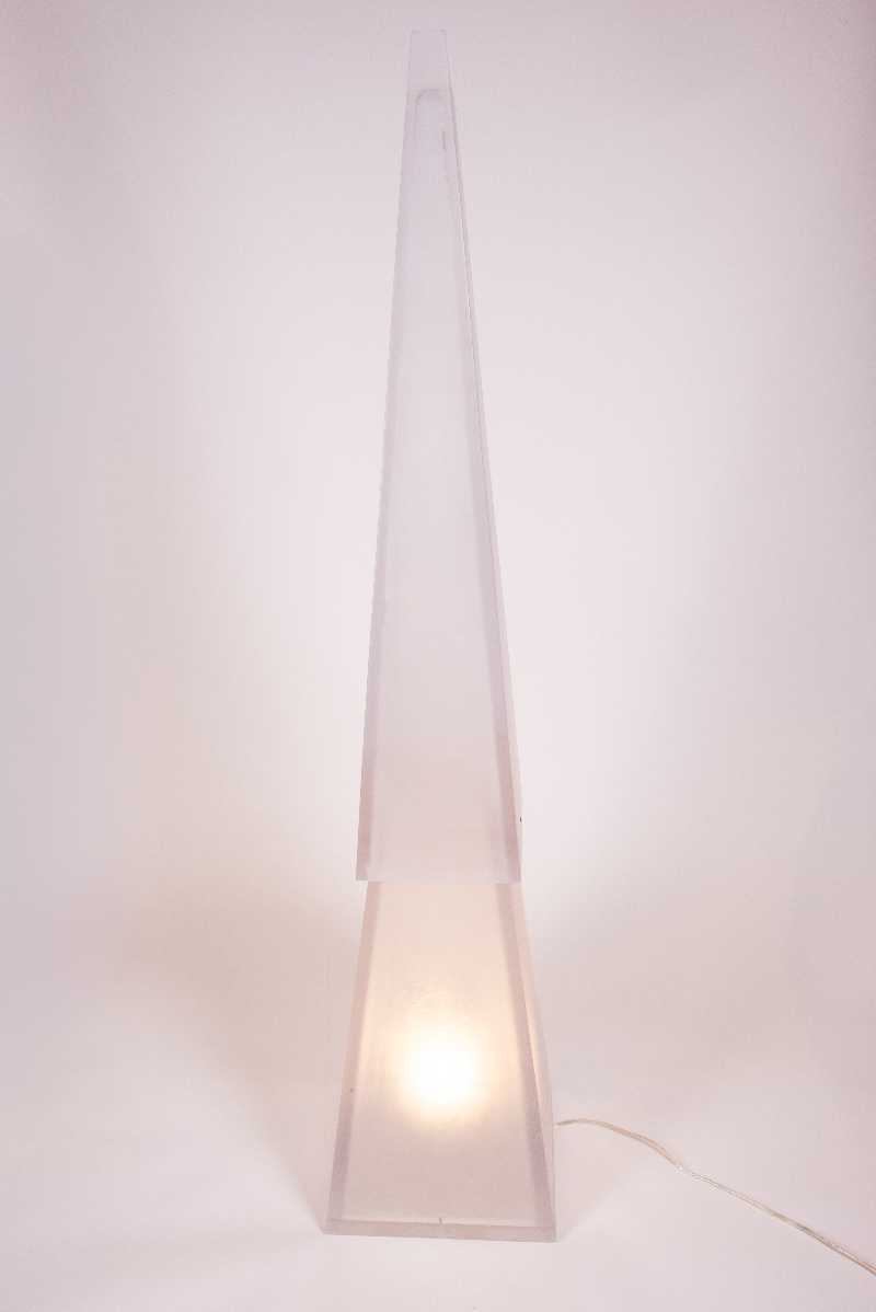 LUMINÁRIA PIRAMIDE - LEONARDO ZANATTA- 27x27x(h)1,36 cm
